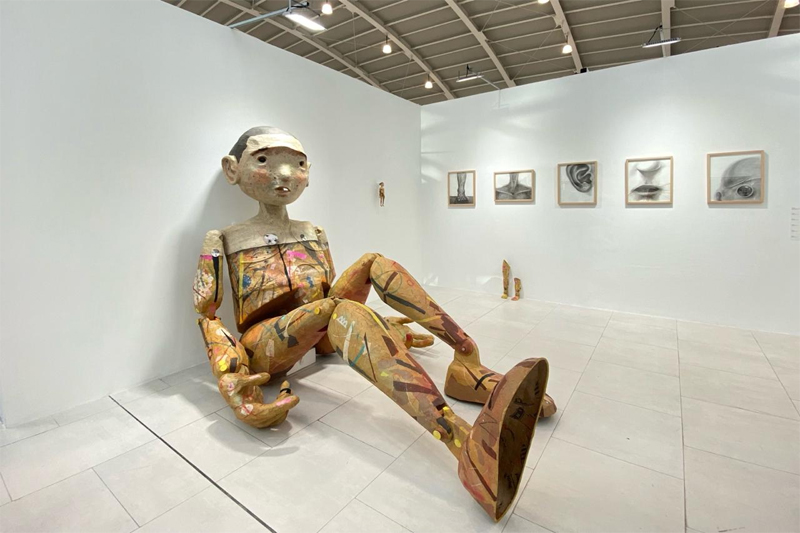 Art Jakarta Papers 2026 Resmi Dibuka Hadirkan Pesona Seni Kontemporer Berbasis Kertas
