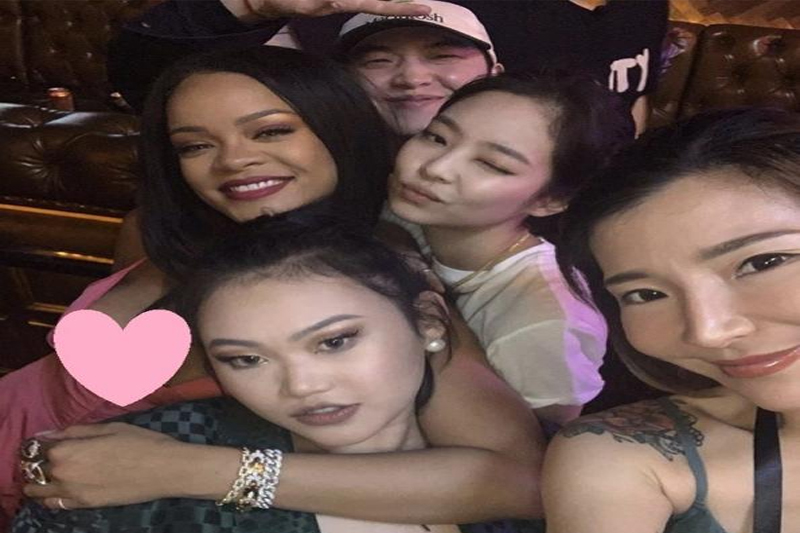 Rihanna Hingga Jennie Blackpink Ramaikan NBA All-Star dan Fashion Week Dunia