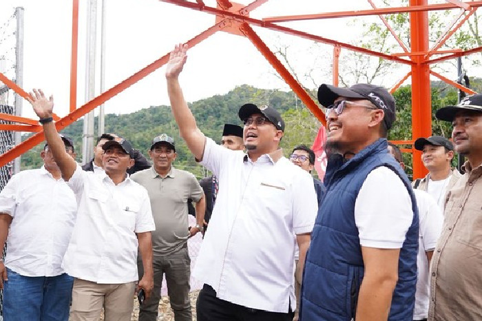 Andre Rosiade Resmikan BTS Telkomsel Garabak Data, Blank Spot Sumbar Berakhir