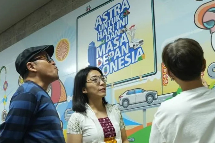 Astra Kolaborasi dengan Indieguerillas Percantik Stasiun MRT Setiabudi