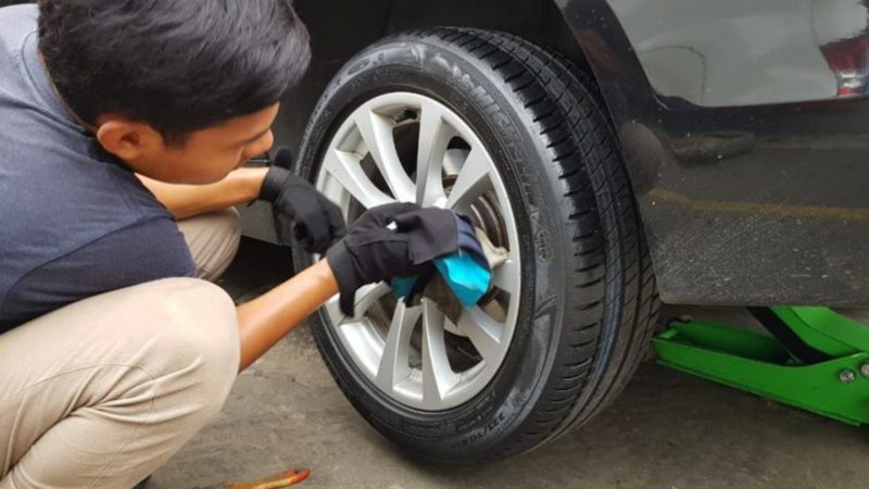 Ganti Ban Mobil Baru Wajib Balancing