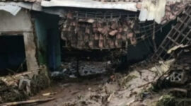 Rumah warga ambruk dan porak poranda diterjang banjir dan longsor