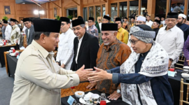 Buya Yahya ajak doakan Prabowo