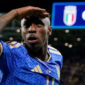 Pemain Italia Disorot Setelah Merayakan Lolosnya Bosnia di Playoff