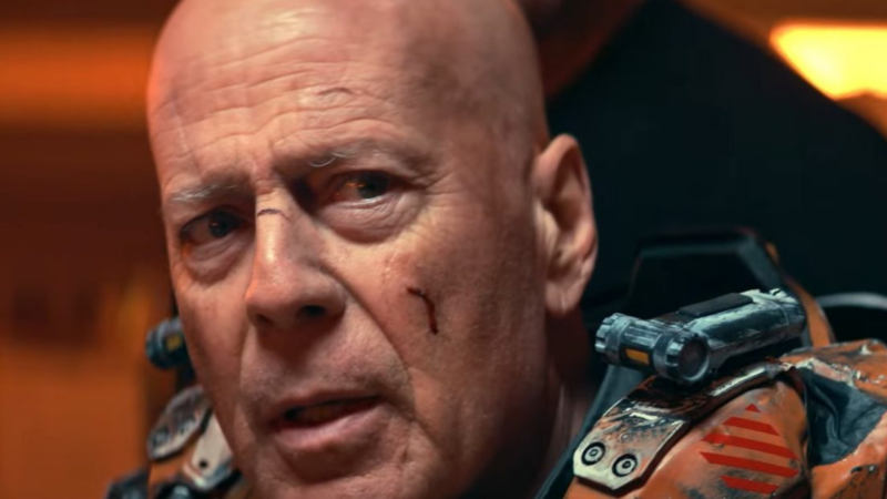 Aksi Seru Bruce Willis