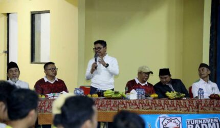 Wali Kota Tangerang Resmi Buka Turnamen Badminton Cipondoh, Dorong Sportivitas dan Atlet Muda